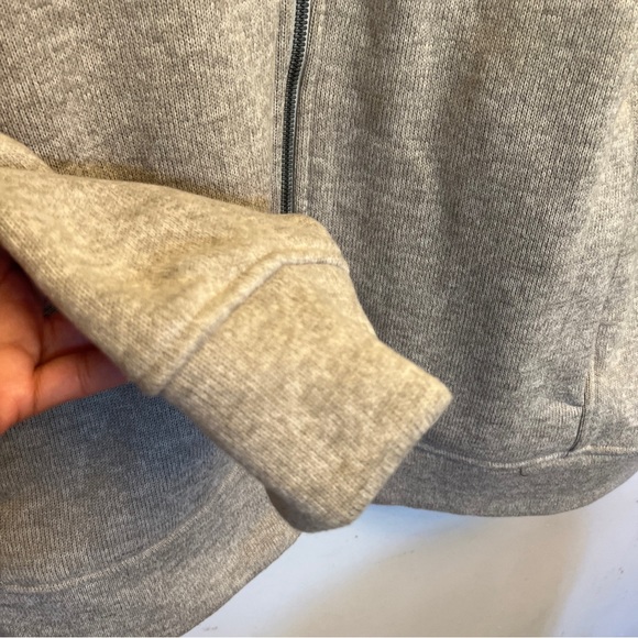 Field & Stream Sweater - Picture 3 of 6